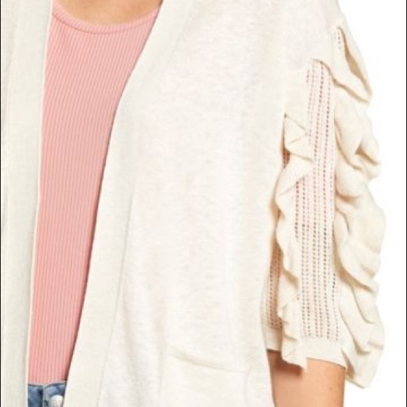 NWT Rachel Parcell Ruffle Sleeve Cardigan Sweater - Picture 2 of 5